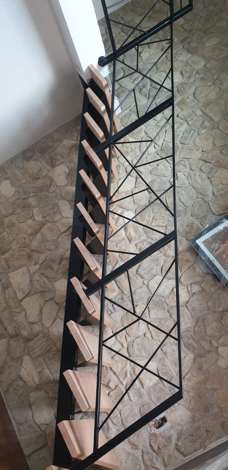 Escalier sur mesure réalisé par Profiler Métallerie en Moselle