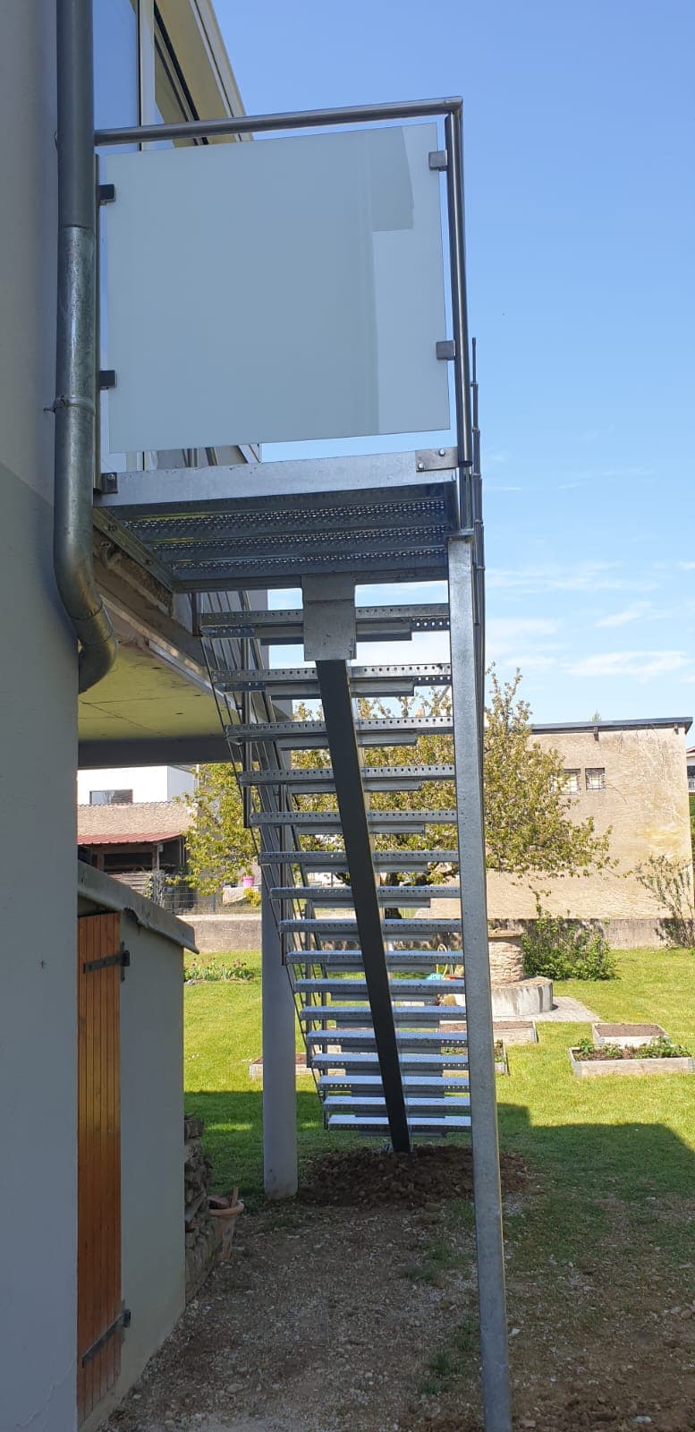 Escalier sur mesure réalisé par Profiler Métallerie en Moselle